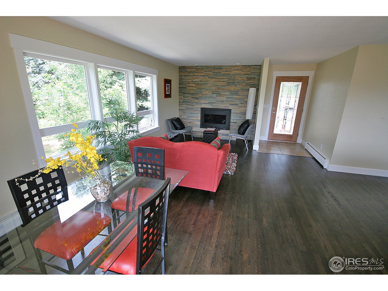 1043 Ravenwood Road Boulder, CO 80303 - Photo 3 of 18 Dining/living