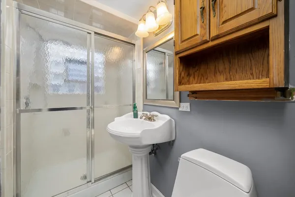 $389,000 | 6839 West 127th Street, Palos Heights, IL 60463