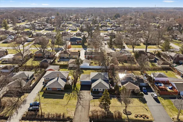 $389,000 | 6839 West 127th Street, Palos Heights, IL 60463