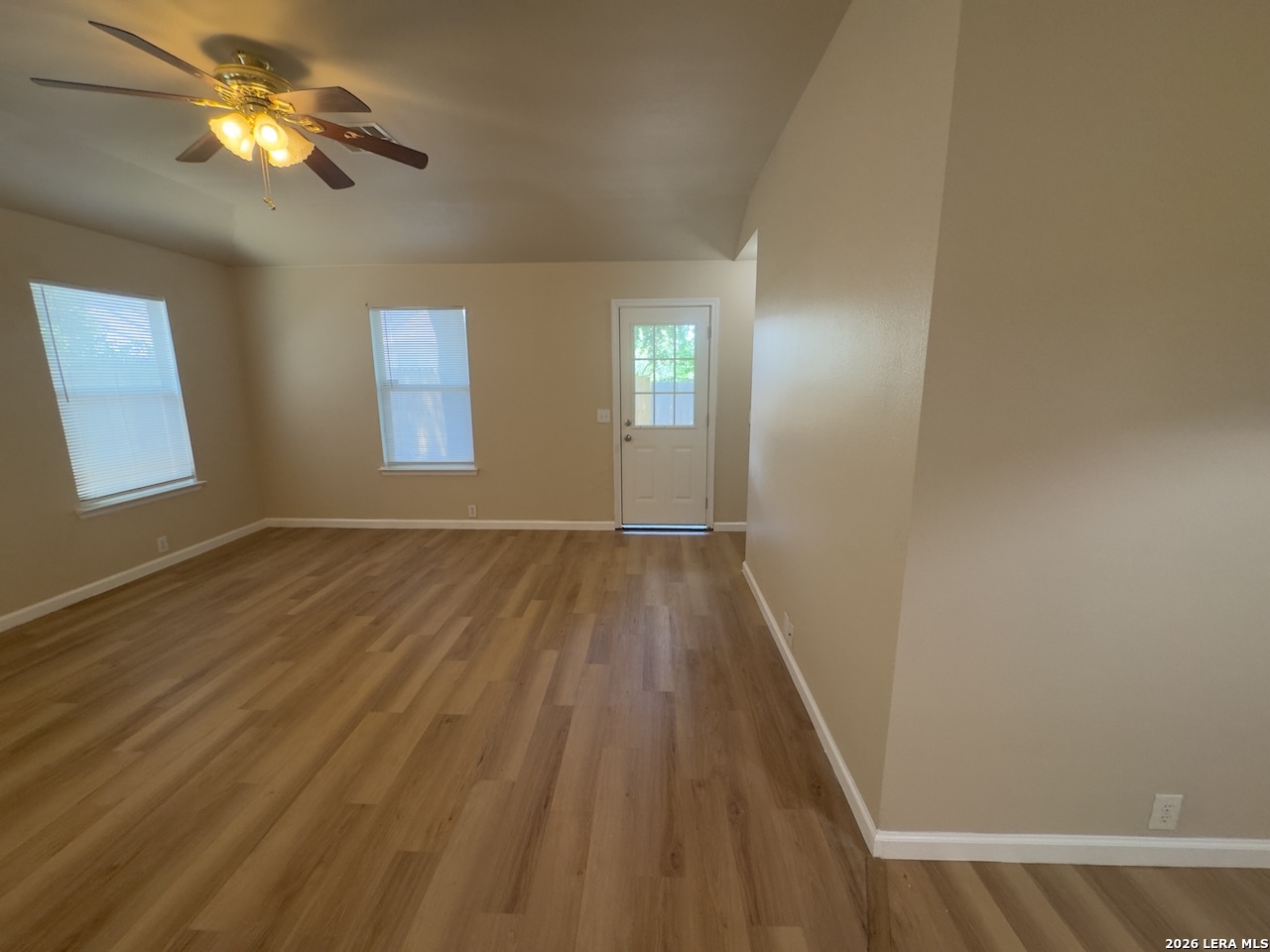 927 Rustling Cove San Antonio, TX 78251 - Photo 9 of 22