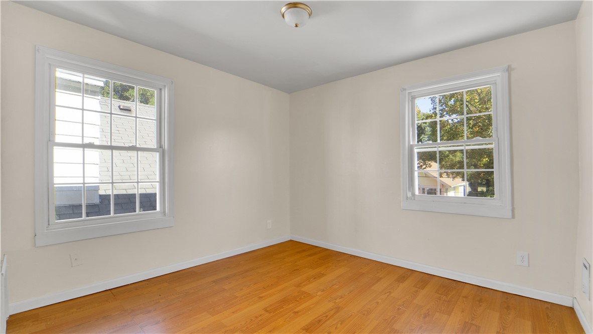 71 Crombie Street Rochester, NY 14605 - Photo 9 of 17 Upper unit bedroom
