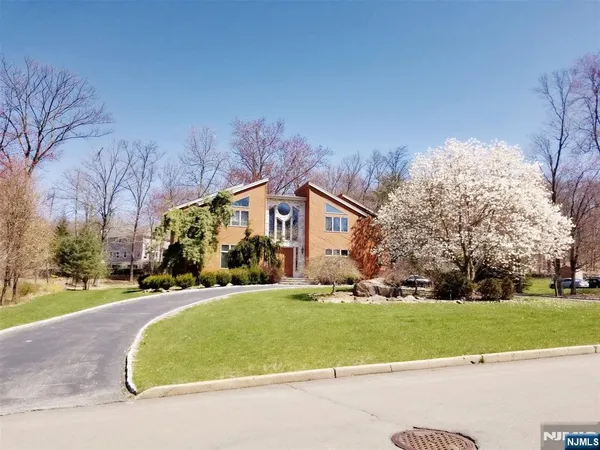 $1,190,000 | 4 Valenza Lane, Blauvelt, NY 10913