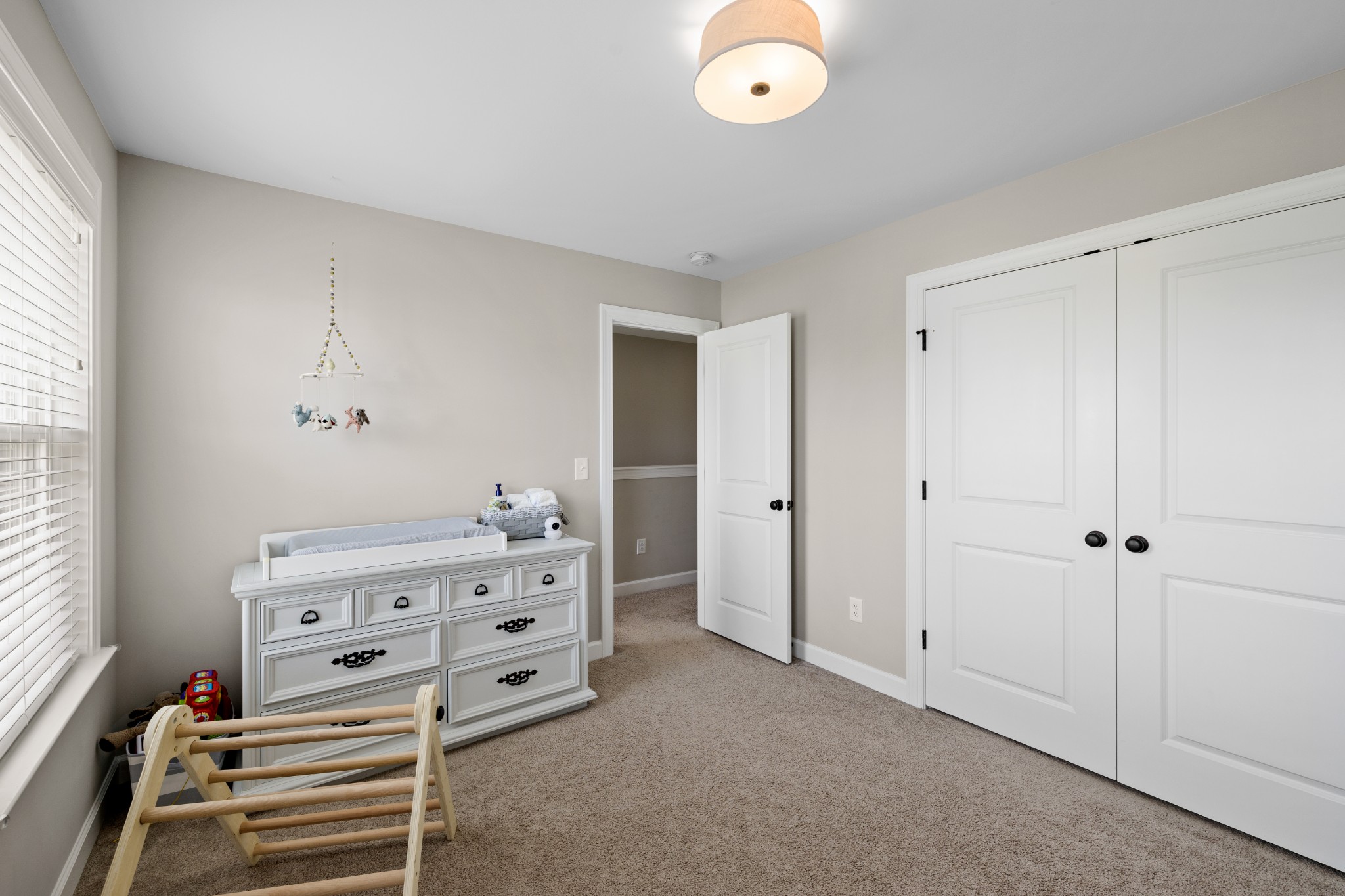 1006 Garrison Way Spring Hill, TN 37174 - Photo 34 of 46 a view of room with cabinet