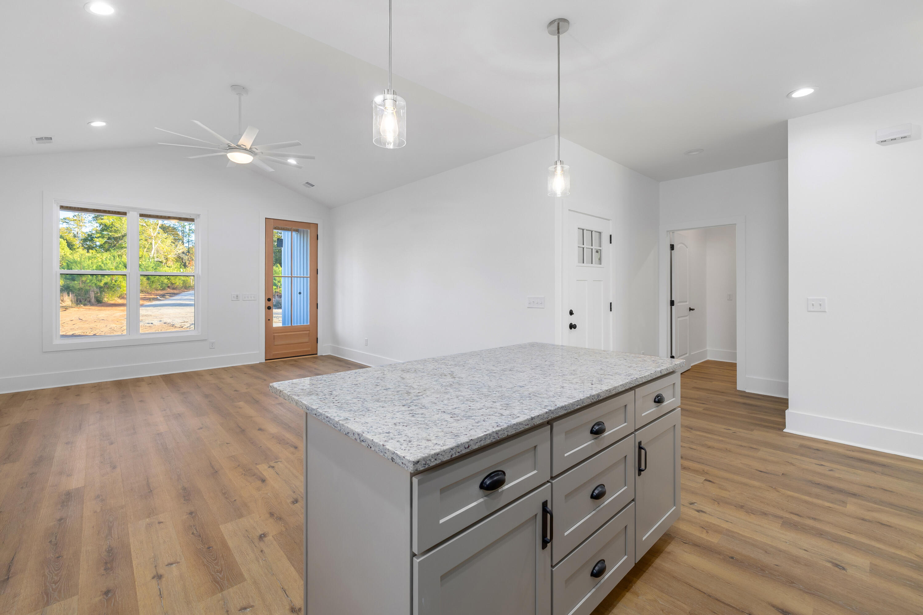 3074 Peach Orchard Road Dalzell, SC 29040 - Photo 3 of 35 Kitchen