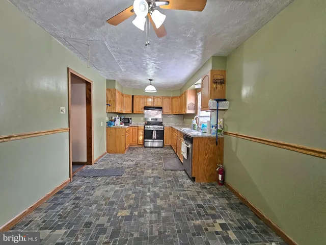 $134,900 | 424 Covert Avenue, Tyrone, PA 16686