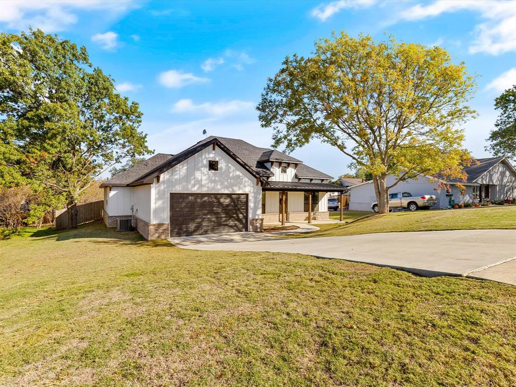 703 Ridgeway Road Joshua, TX 76058 - Photo 3 of 32