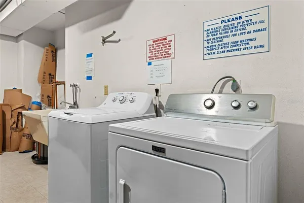 $6,500 | 1750 Benjamin Franklin Drive, Unit 8D, Sarasota, FL 34236