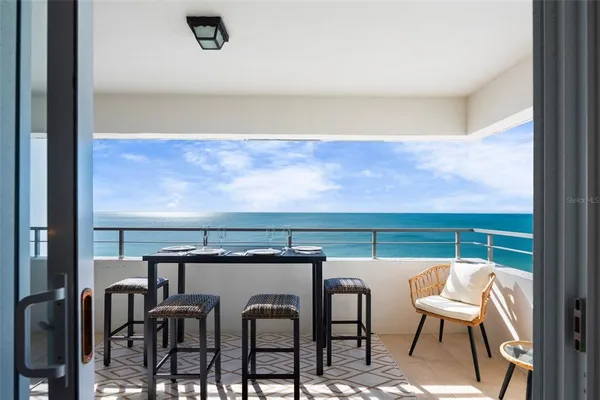 $6,500 | 1750 Benjamin Franklin Drive, Unit 8D, Sarasota, FL 34236