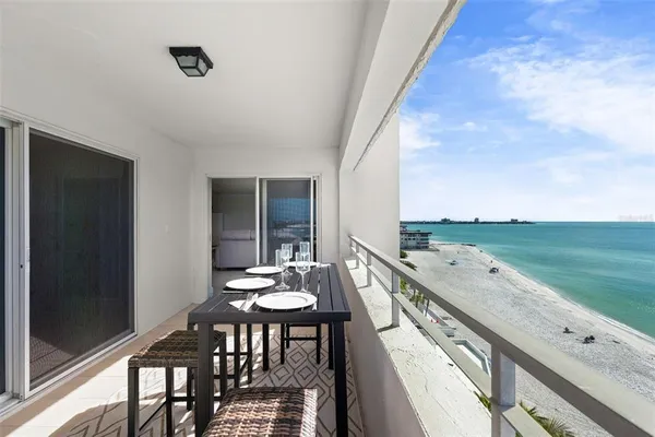 $6,500 | 1750 Benjamin Franklin Drive, Unit 8D, Sarasota, FL 34236