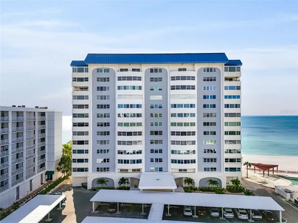 $6,500 | 1750 Benjamin Franklin Drive, Unit 8D, Sarasota, FL 34236