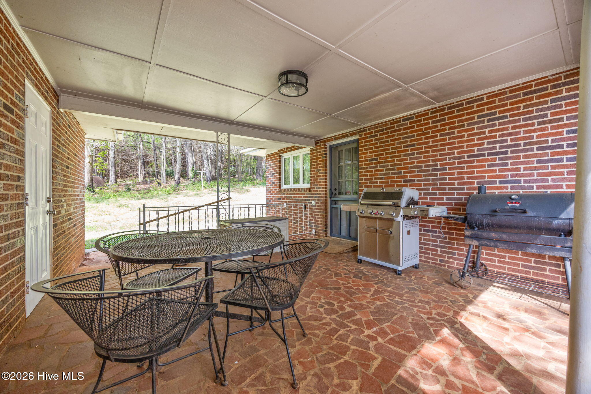 2297 Austin Traphill Road Elkin, NC 28621 - Photo 11 of 42 53-web-or-mls-IMG_5585