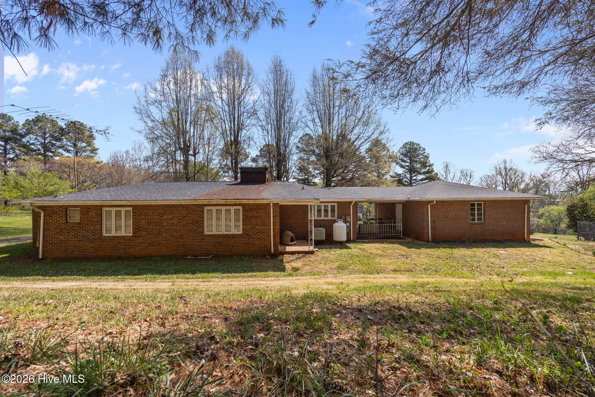 2297 Austin Traphill Road Elkin, NC 28621 - Photo 10 of 42 41-web-or-mls-IMG_2890