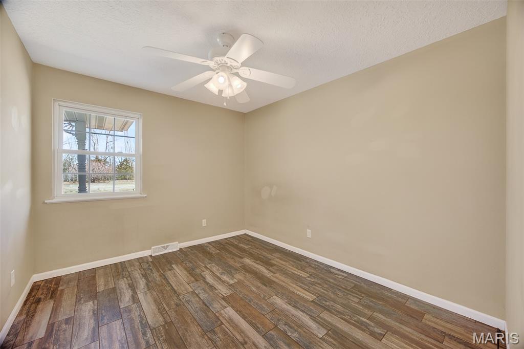 32262 Hwy Ac Lebanon, MO 65536 - Photo 22 of 63