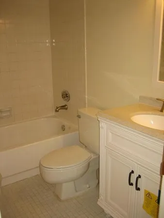 $2,400 | 3216 Spanish Wells Drive, Unit 26D, Delray Beach, FL 33445