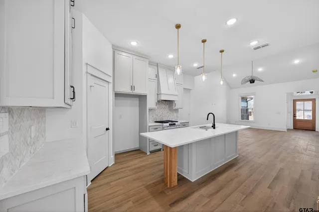 $339,900 | 309 North Loveless Street, Bullard, TX 75757