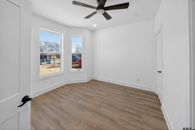 $339,900 | 309 North Loveless Street, Bullard, TX 75757