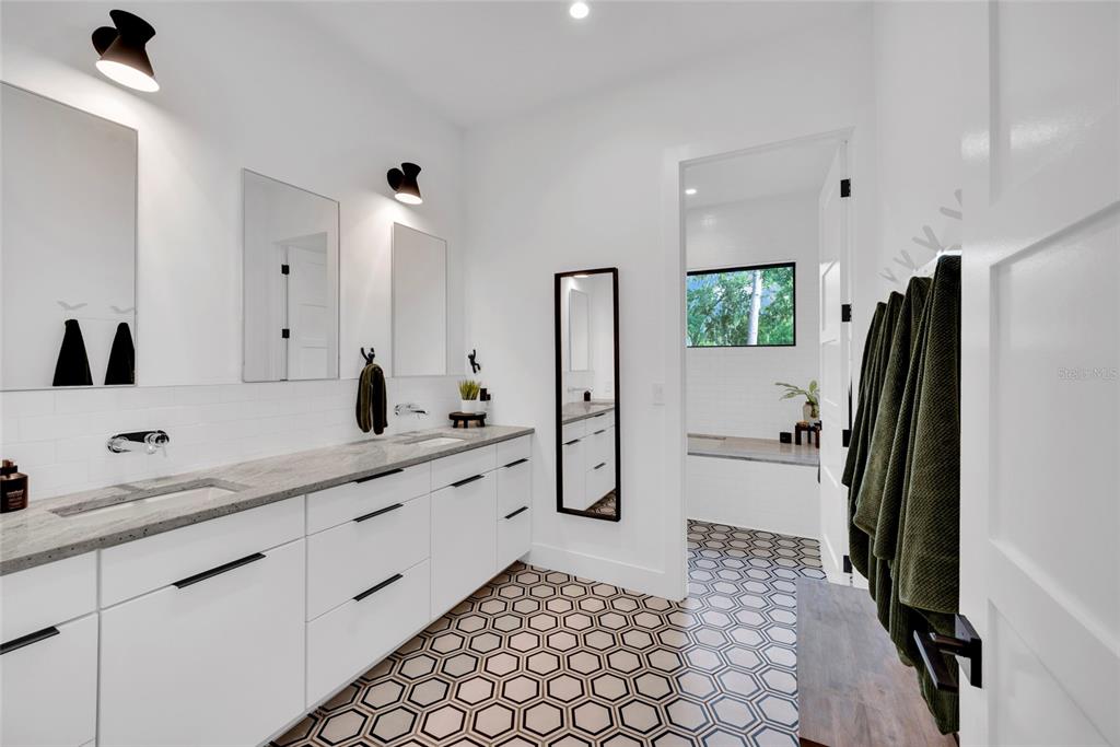 3440 Crenshaw Lake Road Lutz, FL 33548 - Photo 37 of 89 Gallery Image 37