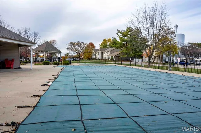 $129,900 | 61 Sugar Ridge Court, Unit 3, St. Peters, MO 63376