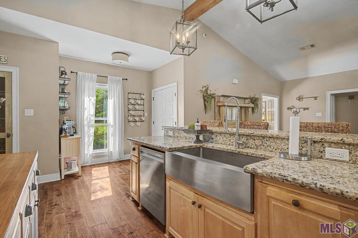 34545 Perkins Road Denham Springs, LA 70706 - Photo 8 of 44