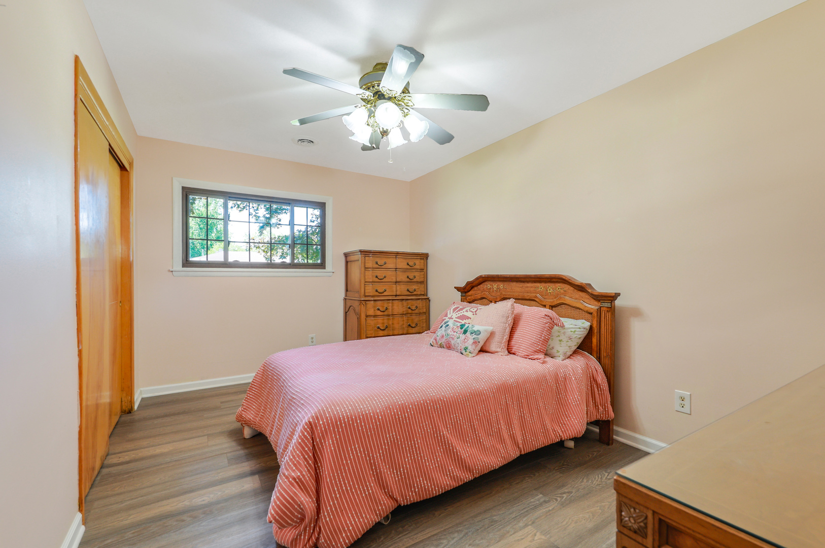 480 West Kennedy Road Braidwood, IL 60408 - Photo 17 of 25 a bedroom with a bed and window