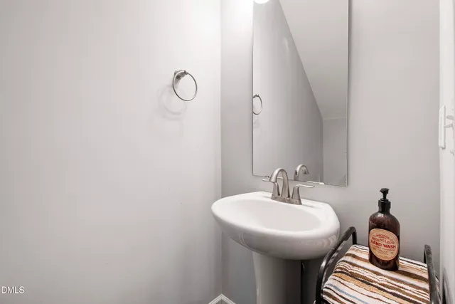 $550,000 | 549 Kings Glen Way, Wake Forest, NC 27587