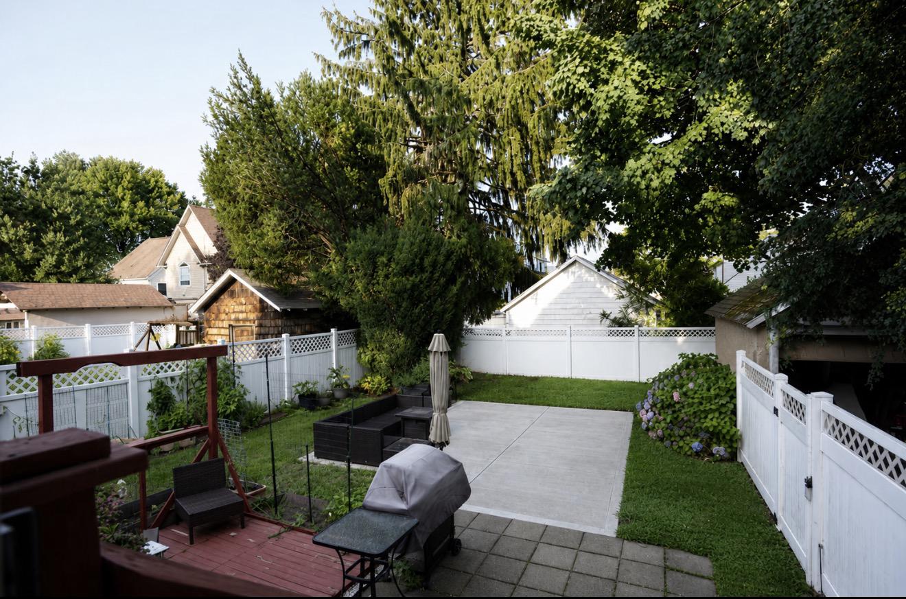 2009 Laurel Road Havertown, PA 19083 - Photo 20 of 20 Backyard.