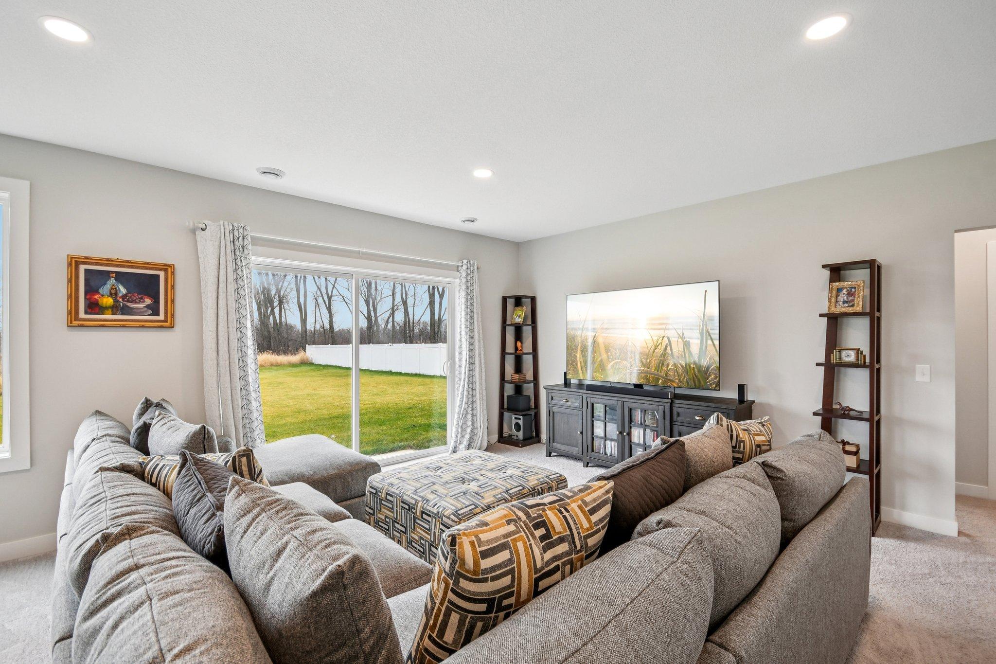 1732 Spruce Street Farmington, MN 55024 - Photo 24 of 36