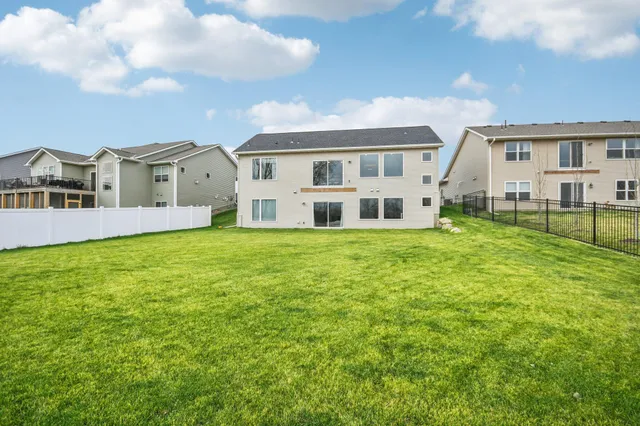 $640,000 | 1732 Spruce Street, Farmington, MN 55024