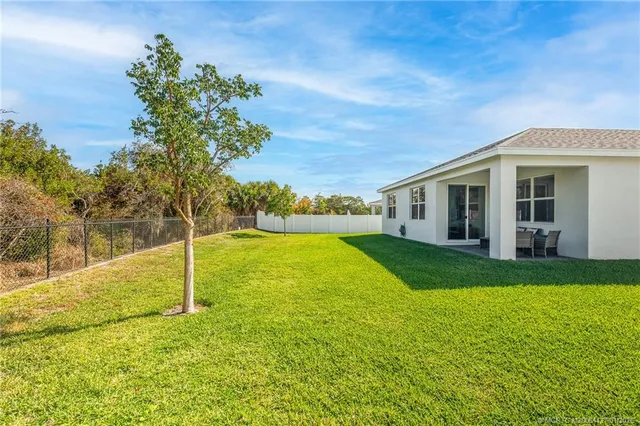 $549,900 | 2033 Northeast Ocean Dunes Drive, Jensen Beach, FL 34957