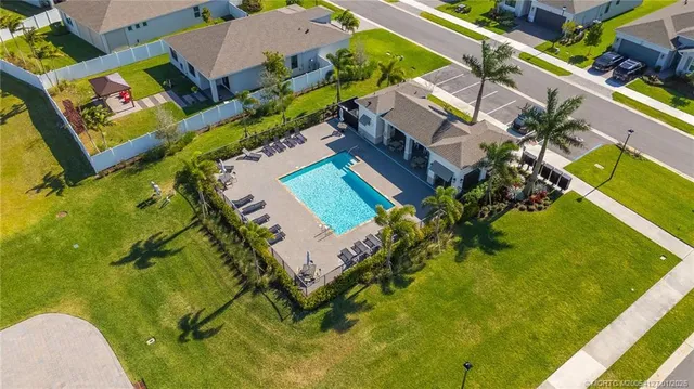 $549,900 | 2033 Northeast Ocean Dunes Drive, Jensen Beach, FL 34957