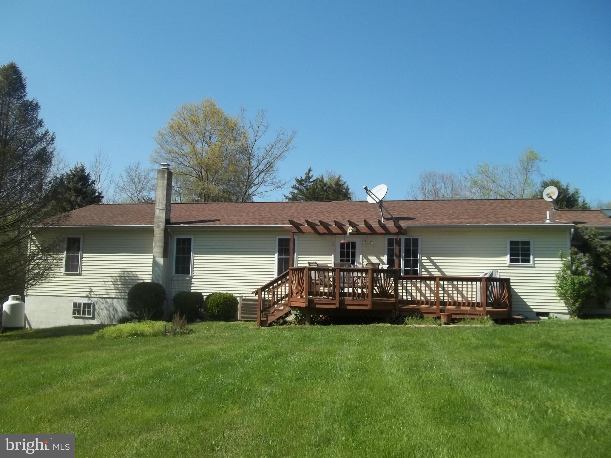 8331 Opal Road Warrenton, VA 20186 - Photo 25 of 30 Exterior (Rear)