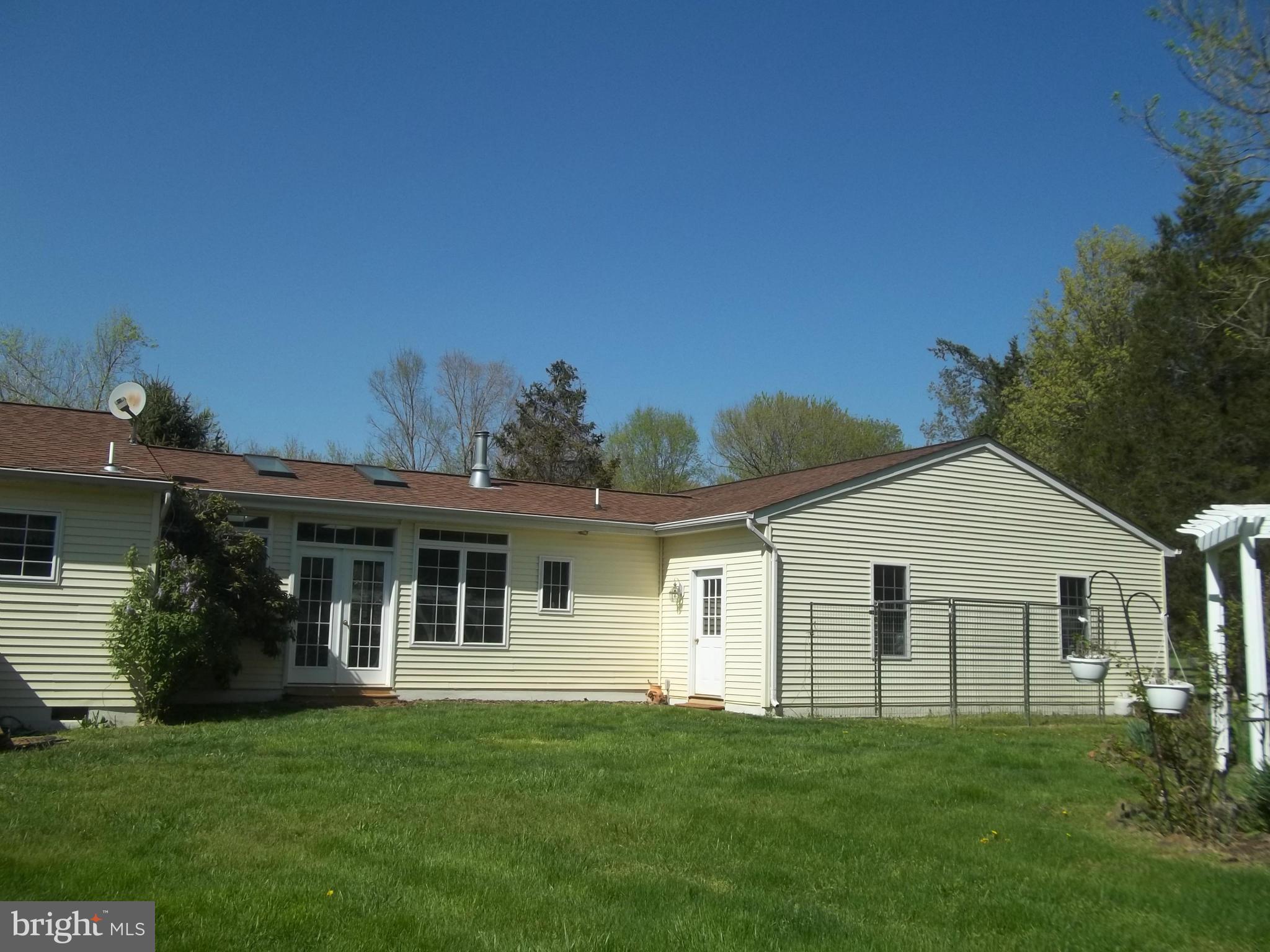 8331 Opal Road Warrenton, VA 20186 - Photo 26 of 30 Exterior (Rear)
