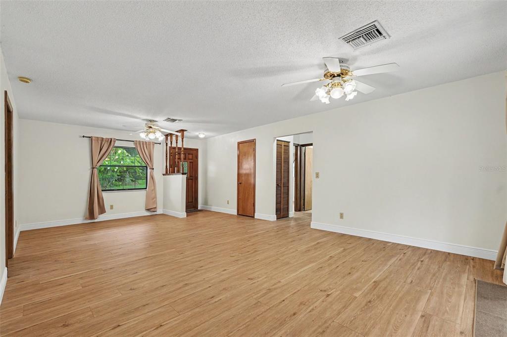 1464 Southwest 69th Road Bushnell, FL 33513 - Photo 4 of 18 Gallery Image 4