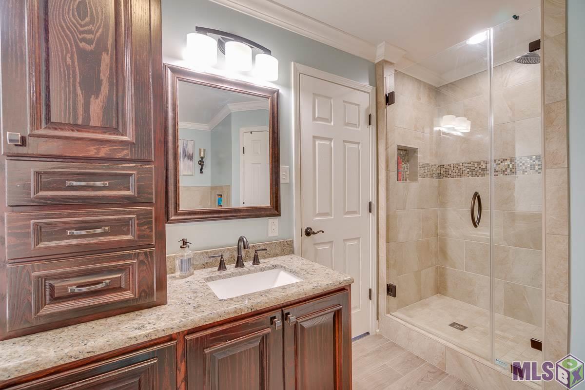 1815 Bayou Blue Road Houma, LA 70364 - Photo 11 of 19 Gallery Image 11
