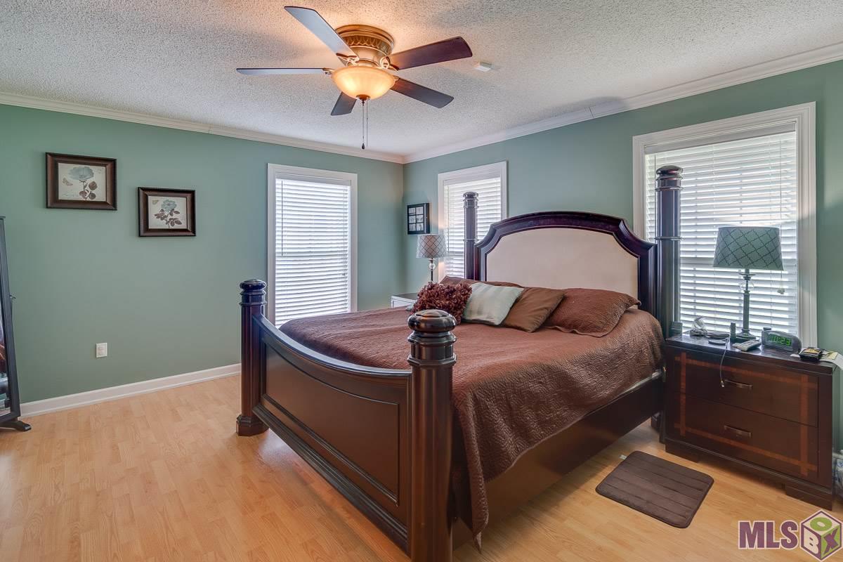 1815 Bayou Blue Road Houma, LA 70364 - Photo 8 of 19 Gallery Image 8