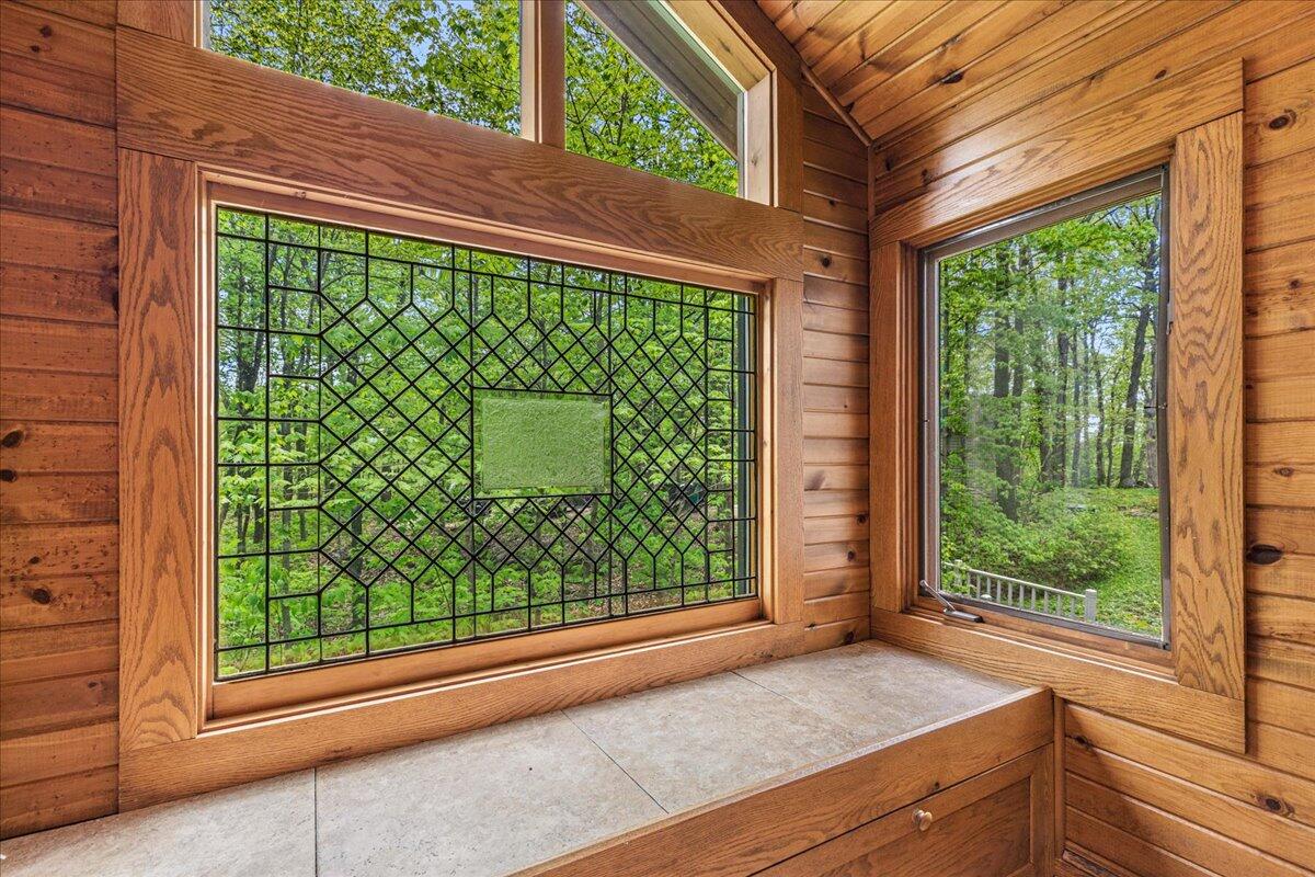 9561 Maple Tree Road Farmington, WI 53040 - Photo 13 of 55 Reading Nook