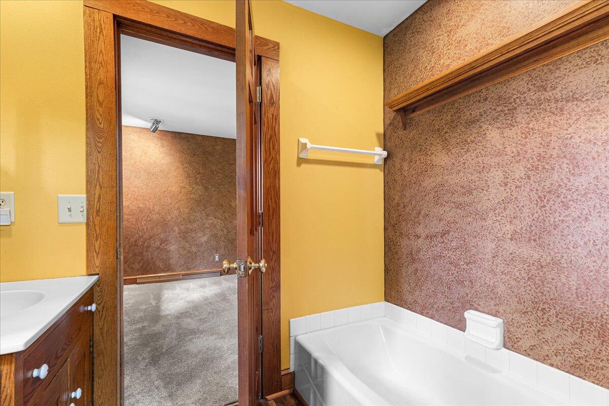 9561 Maple Tree Road Farmington, WI 53040 - Photo 21 of 55 Upstairs Bathroom