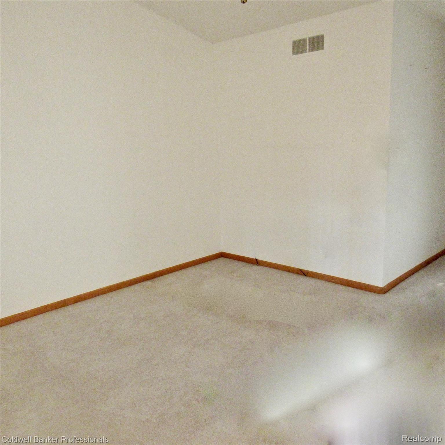22320 River Ridge Trail Farmington, MI 48335 - Photo 16 of 43 View #2 of Great Room
