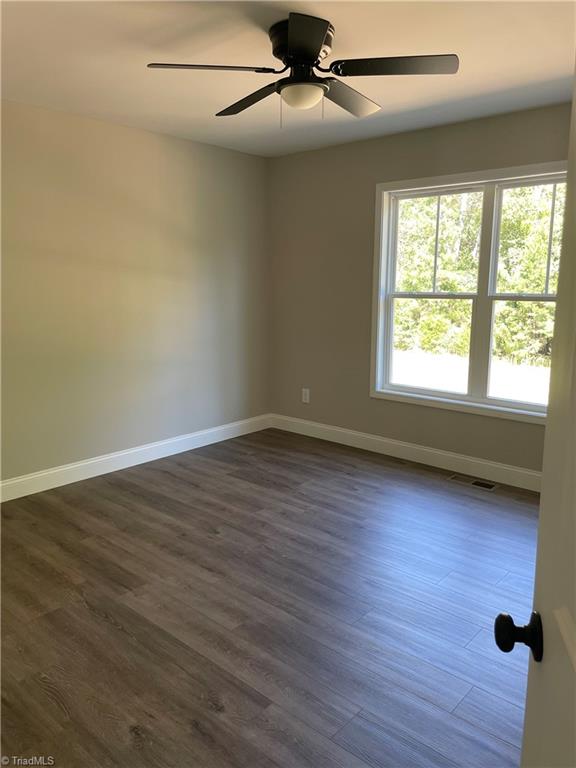 2123 Waterford Pointe Road Lexington, NC 27292 - Photo 14 of 24 Rear secondary bedroom