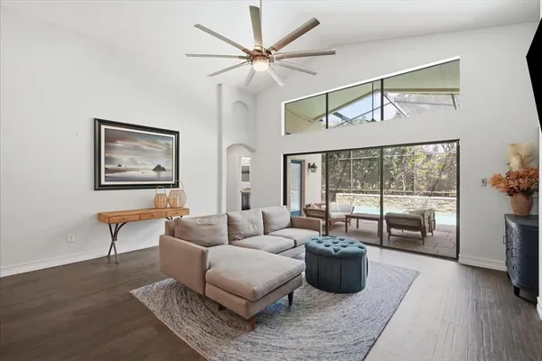 $789,000 | 15526 Starling Crossing Drive, Lithia, FL 33547