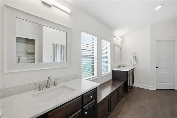 $789,000 | 15526 Starling Crossing Drive, Lithia, FL 33547