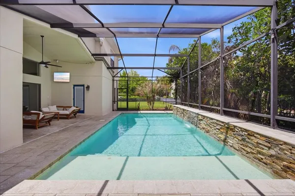 $789,000 | 15526 Starling Crossing Drive, Lithia, FL 33547