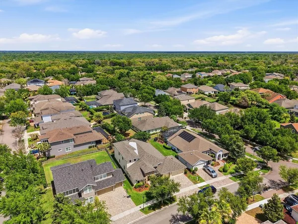 $789,000 | 15526 Starling Crossing Drive, Lithia, FL 33547
