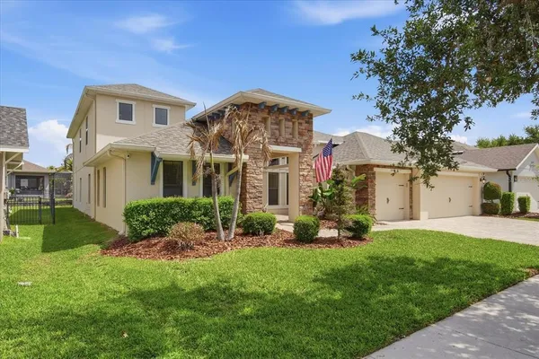$789,000 | 15526 Starling Crossing Drive, Lithia, FL 33547