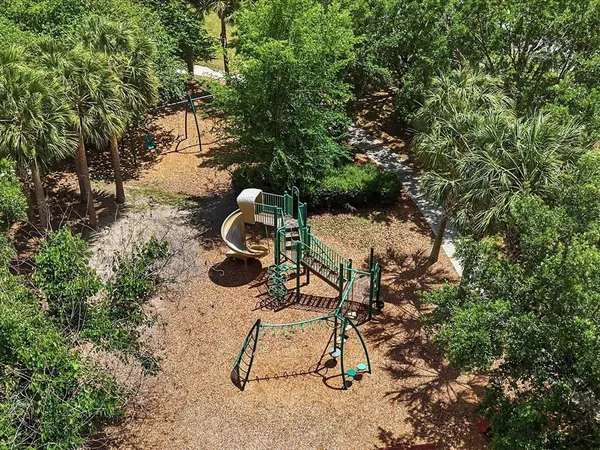 $789,000 | 15526 Starling Crossing Drive, Lithia, FL 33547