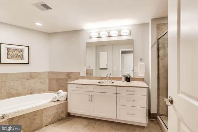 $899,900 | 1440 Church Street Northwest, Unit 106, Washington, DC 20005