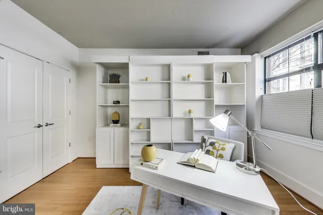 $899,900 | 1440 Church Street Northwest, Unit 106, Washington, DC 20005