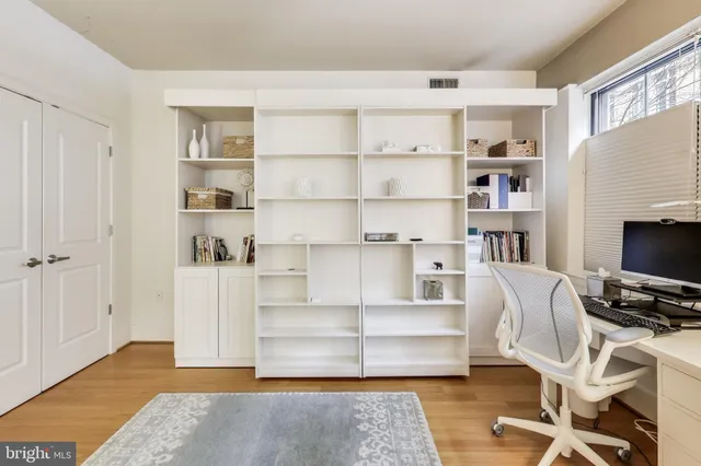 $899,900 | 1440 Church Street Northwest, Unit 106, Washington, DC 20005