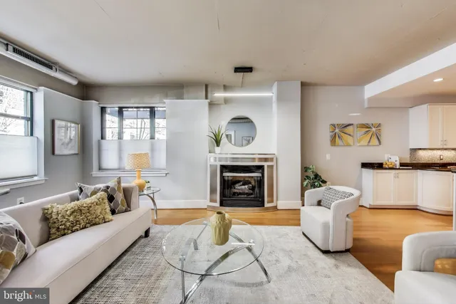 $899,900 | 1440 Church Street Northwest, Unit 106, Washington, DC 20005