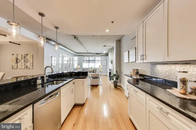 $899,900 | 1440 Church Street Northwest, Unit 106, Washington, DC 20005